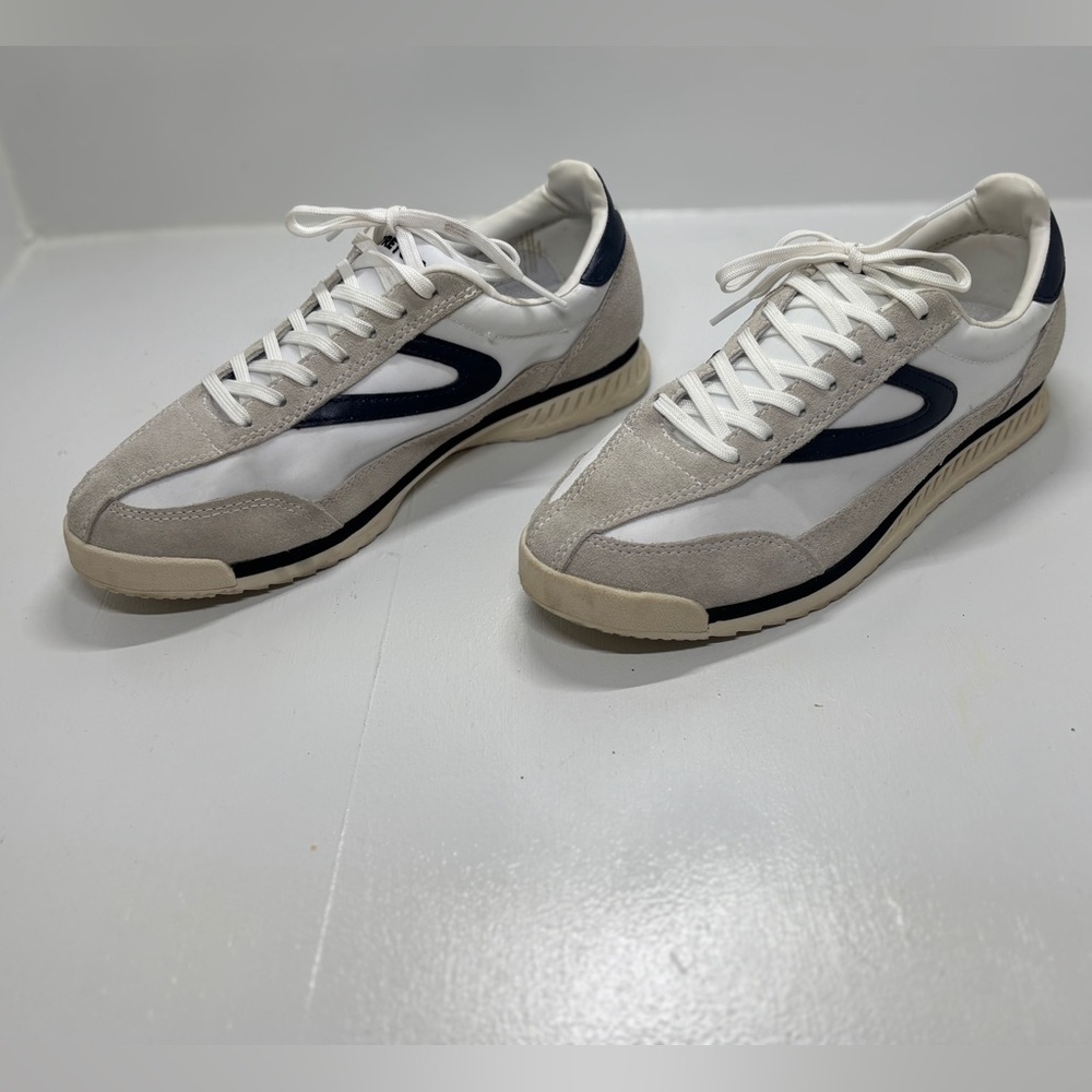 Tretorn Nylite Sneakers Women’s 8 White Gray Suede Leather Casual Retro Trainer
